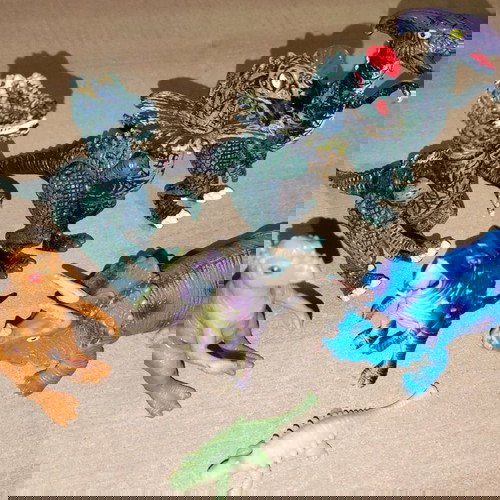 Φιγούρες δεινόσαυροι μεταχειρισμένες, πλαστικοί