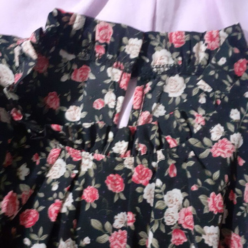 Mini dress new with closed neck and belt, size M 38 10