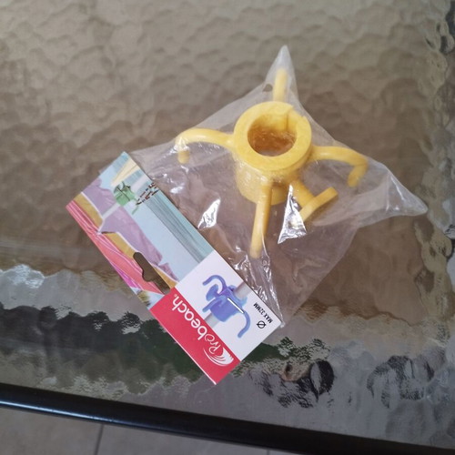 Beach umbrella hanger new