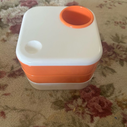 Pencil holder with rotating compartments like new, 10x10 cm
