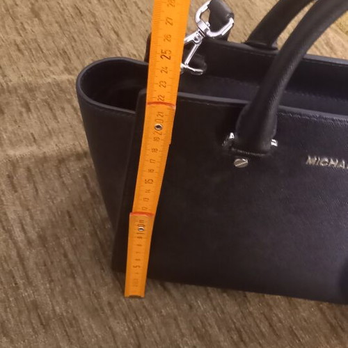 Michael Kors Selma leather handbag, medium size, black