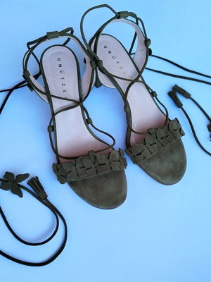 Unützer handmade suede sandals with butterfly ties, size 39, olive green