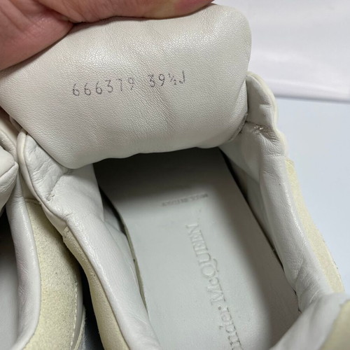 Alexander McQueen suede-trimmed sneakers like new, size 39.5