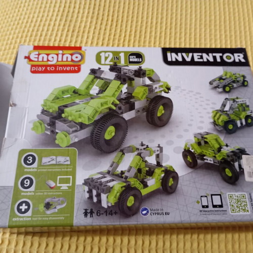 Car construction toy like new