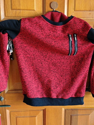 Men’s Performance Knitted Fleece Jacket Like New, Red and Black, Size M