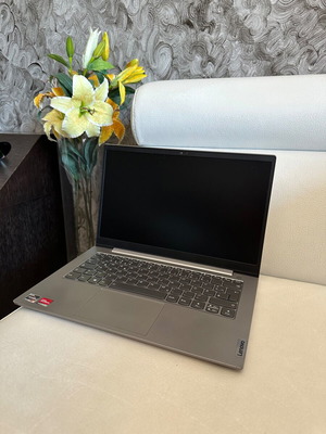 Lenovo ThinkBook 15 G3 ACL 15,6" FHD Ryzen 5 8GB 512GB SSD като нов