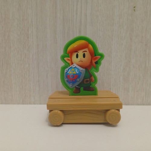 Nintendo Legend of Zelda Links Awakening Link figure 2020 Burger King Happy Meal