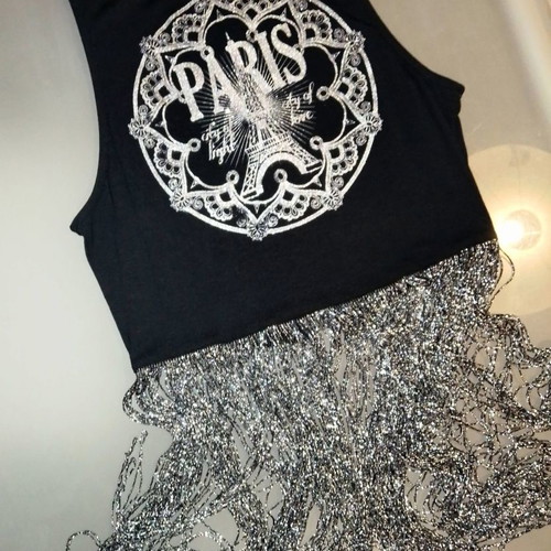 Sleeveless top extra small black with silver fringes and print, new