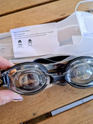 Swimming goggles AMILA with +2.50 corrective lenses new