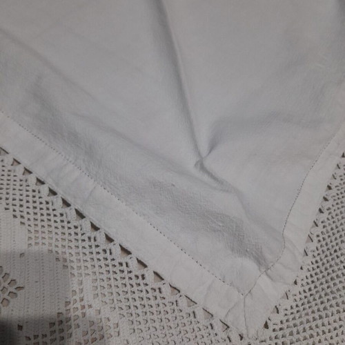 Handmade knitted tablecloth like new, white 97x97 cm