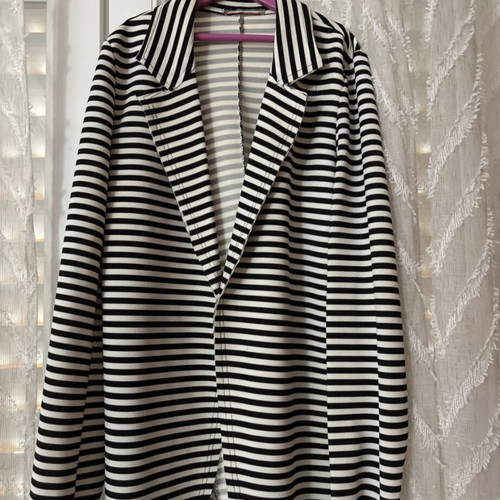 Assos striped black and white jacket with belt size M 38 10 new