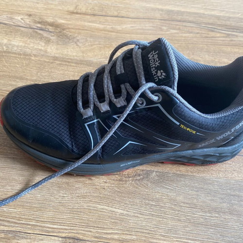 Jack Wolfskin Hiker Low trekking shoes like new, size 42, black and gray