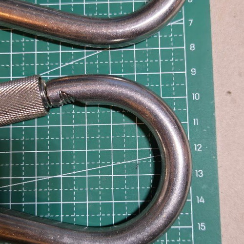 Set of 4 Large Carabiners with Screw Lock 14x7cm New