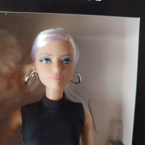 Barbie Basics Model 2 new