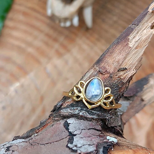 Brass ring with moonstone adjustable size, new