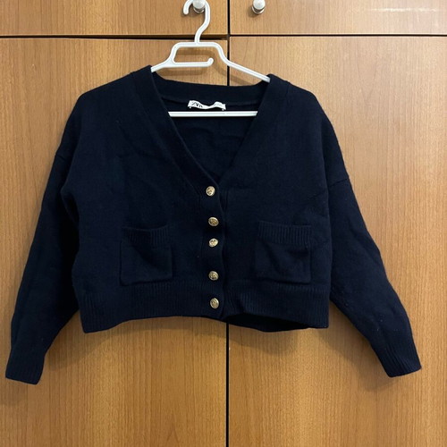 ZARA black cropped wool cardigan size S like new with gold buttons