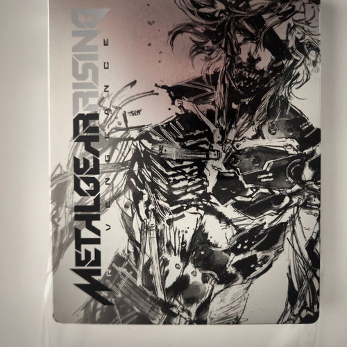 Metal Gear Rising Revengeance Steelbook Limited Edition PS3 game like new