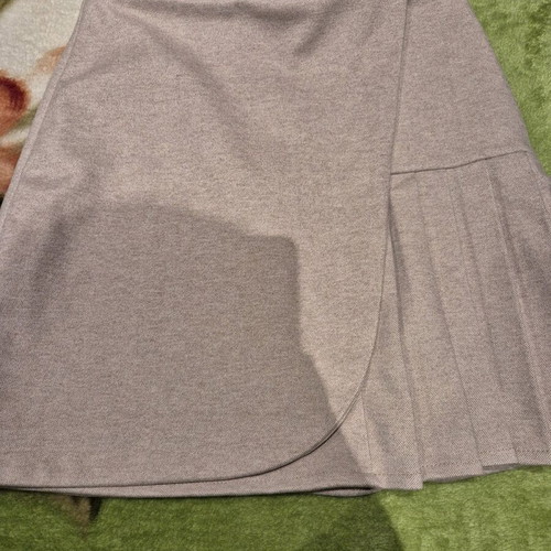 Short skirt beige like new, size S/36/8