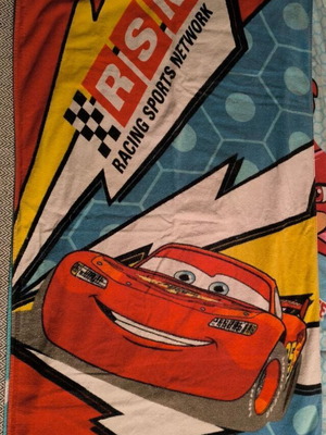Car's beach towel with McQueen like new