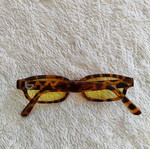 Vintage sunglasses like new with tiger frame and yellow lenses