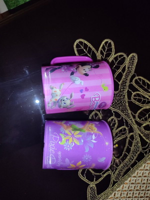 Disney Minnie Mouse and Tinkerbell plastic mugs, like new, pack