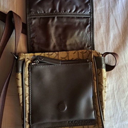Calvin Klein shoulder bag unisex like new, brown-gold