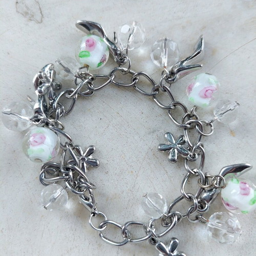 Bracelet with silver details and beads new