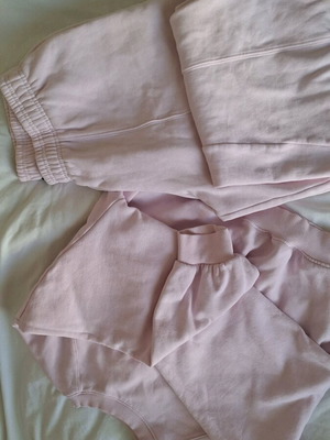 Set of tracksuit and sweatshirt pink like new, sweatshirt M, tracksuit XL