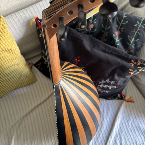Oud like new from Istanbul with decorated rosettes