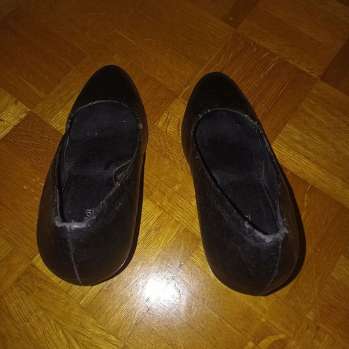Voi & Noi black pumps size 40 like new
