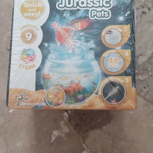 Jurassic Pets STEAM educational toy new in shrink wrap