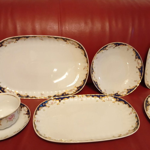 Wunsiedel Bavaria Porcelain 60-piece serving set new with gold