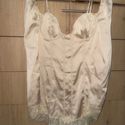 Pretty Little Thing sexy nude dress new, size S 36 8, beige
