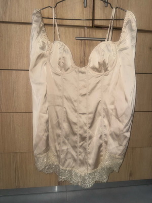Pretty Little Thing sexy nude dress new, size S 36 8, beige