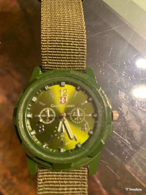 Gemius Army men's wristwatch like new with green dial and fabric strap