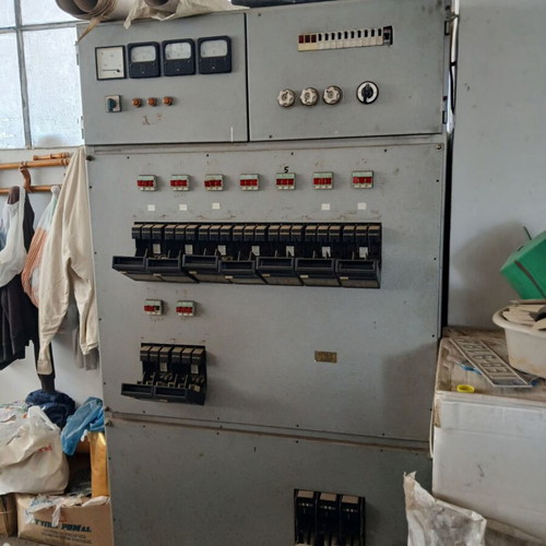 Plastic molds and machines used from plastic workshop