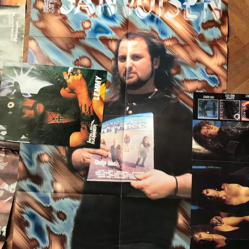 Posters used collectible with Kind Diamond, Bruce Lee, Slayer, Lemmy, Angra, Bon Jovi, Paradise Lost, Blind Guardian, Aris