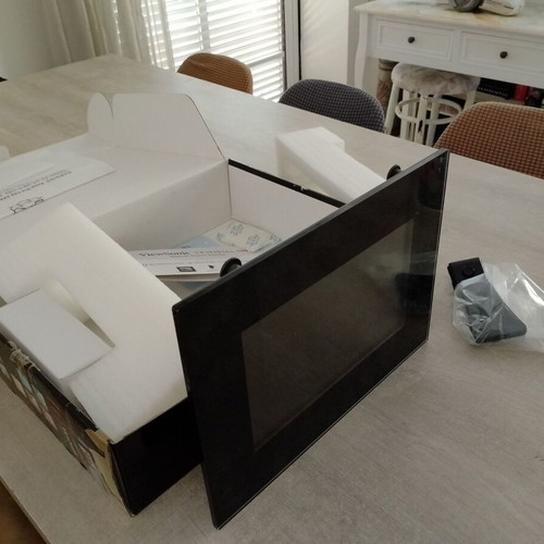 ViewSonic 10" digital photo frame used with large capacity