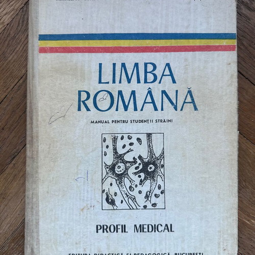 Romanian language manual for foreign medical students used