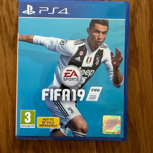 PS4 games used in excellent condition
