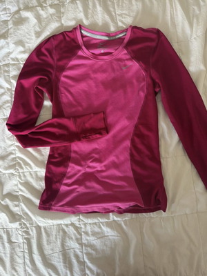 Nike long sleeve shirt, pink, size XS-S