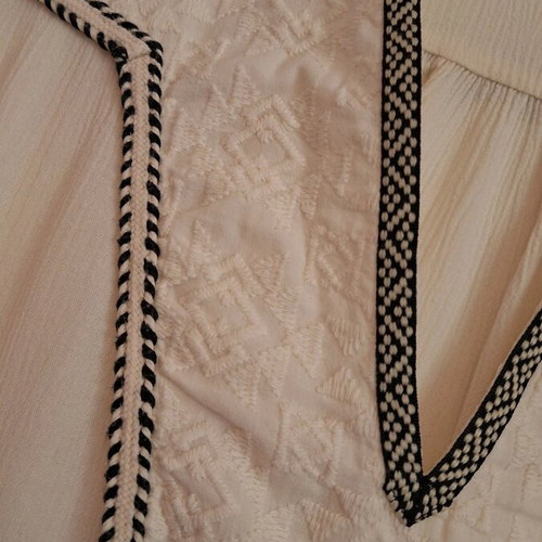 H&M blouse airy cream with embroidered details like new, size 36