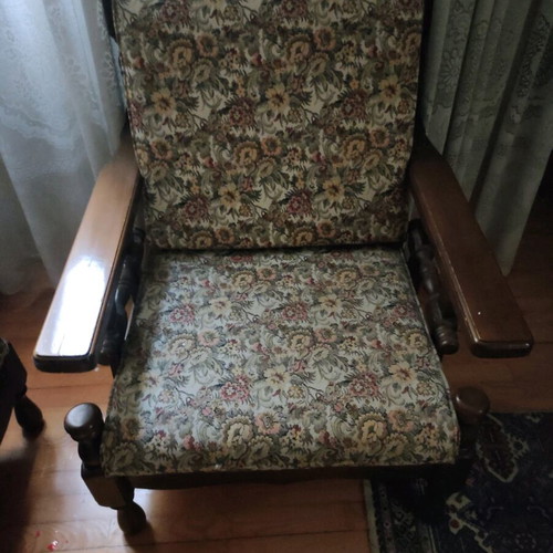 Vintage living room set like new with sofa, armchairs and tables