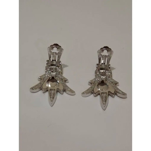 Christian Dior Fleur De Lis Clip On Rhinestone Earrings new, silver gray