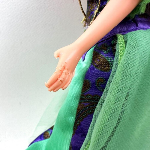 Disney dolls pack of 5 used with Ariel, Anna Frozen, Anastasia, Miraculous Ladybug