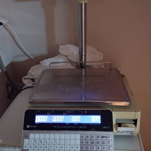 Ishida UNI-3 electronic retail scale with label printer used