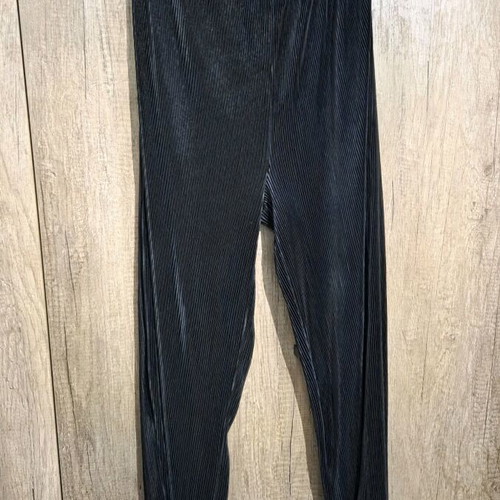 Lipsy London set pants and blouse like new, size M, black