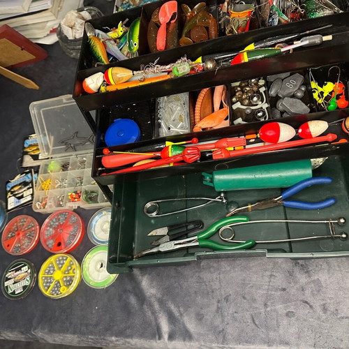 Full Fishing Tackle Box Set used with Tools and Accessories