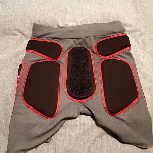 Demon Protective Pant used, suitable for skiing, size M