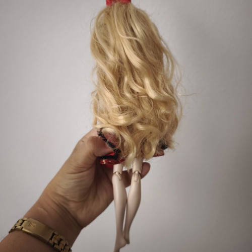 Ever After High Apple White doll used, original accessories